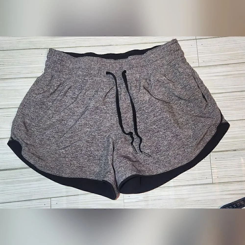 Lululemon Athletica Choose a Side Shorts Black and Heather Gray Size 4